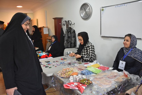 حضور داوطلبین سلامت در جشنواره یلدایی شبکه بهداشت و درمان شهرستان ری